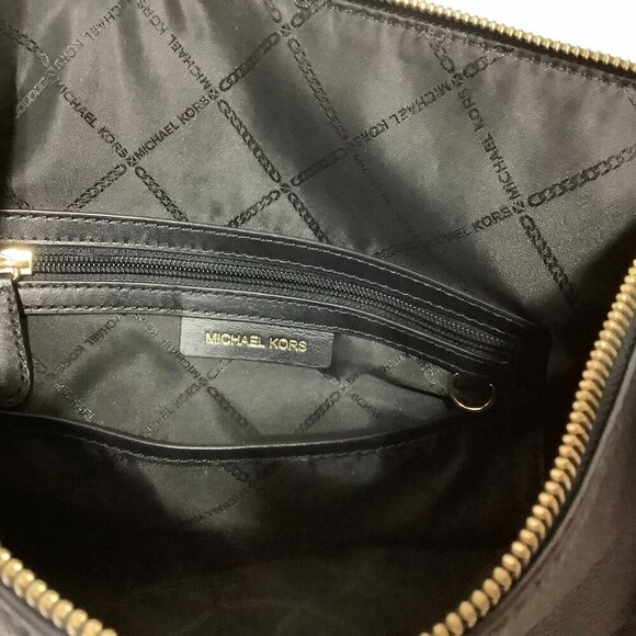 Michael Kors Pebbled Leather Crosby Padlock Shoulder Bag Purse Black 15" x 10" - Picture 9 of 9